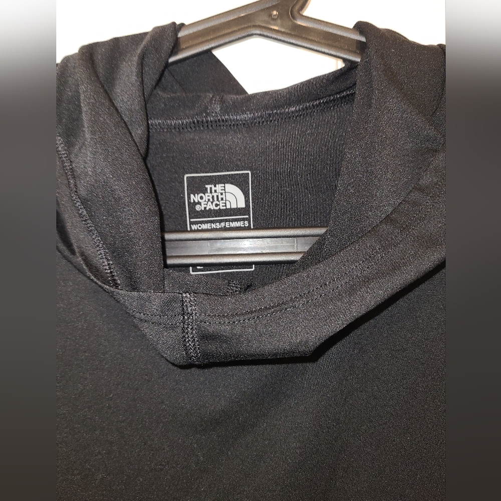 The North Face Black Hooded Long Sleeve Top - Picture 2 of 8